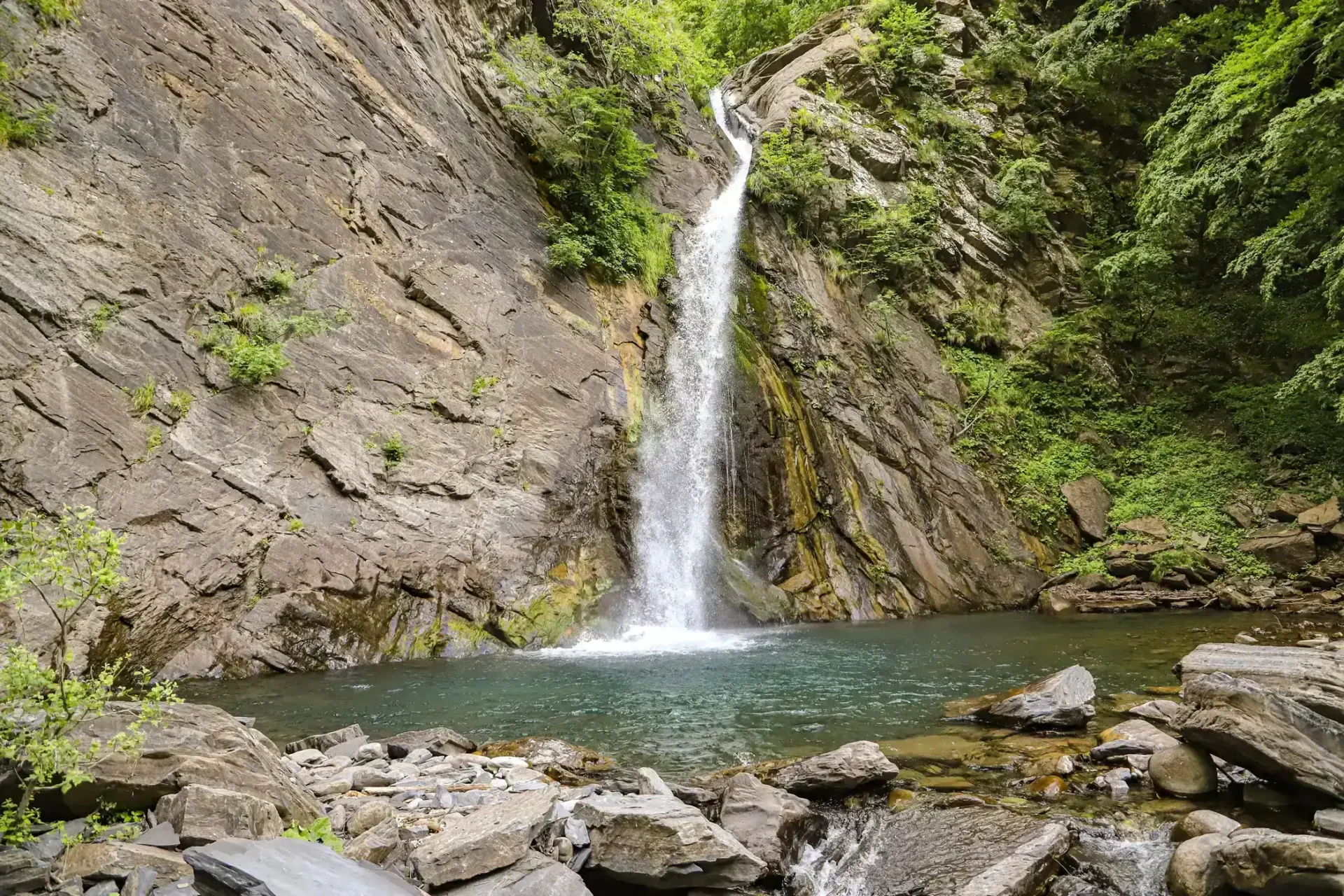 Waterfall in Lunigiana Waterfall in Lunigiana